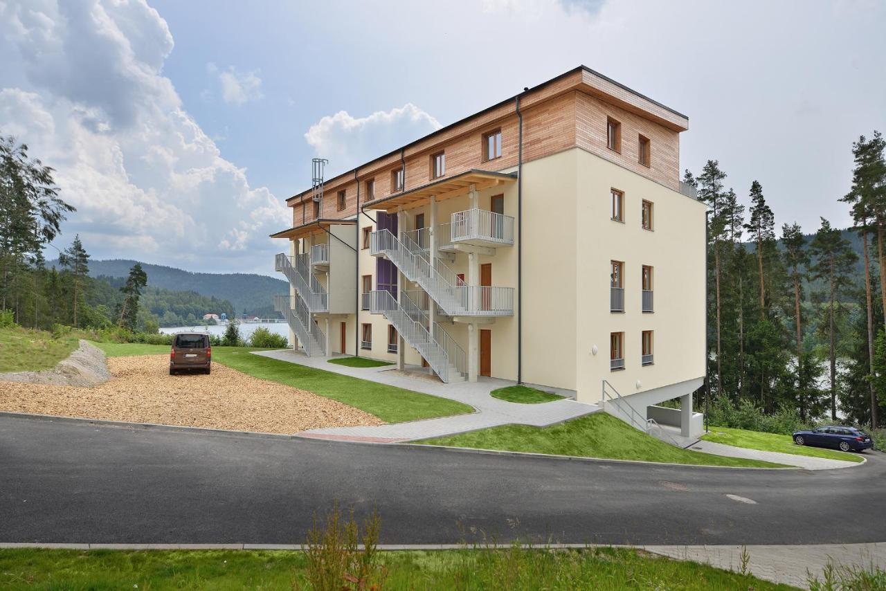 Element Lakeside Apartments Lipno nad Vltavou Extérieur photo