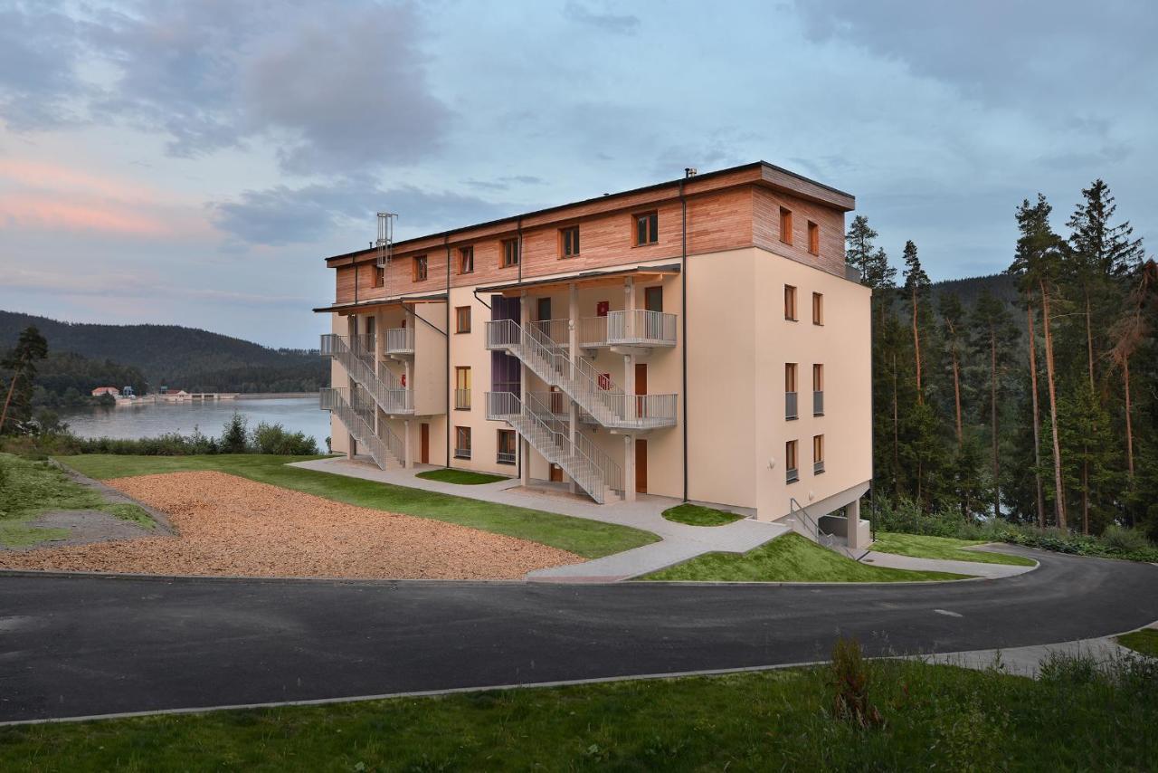Element Lakeside Apartments Lipno nad Vltavou Extérieur photo